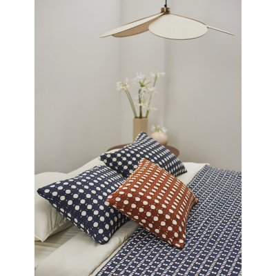 TK23-BS0012 Плед-покрывало из хлопка 180*25см, Tkano, Polka dots, из коллекции Essential, темно-синего цвета